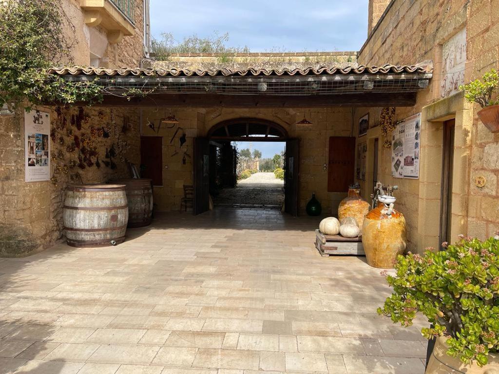 Masseria Sotto Le Stelle Provenzani Casalabate Luaran gambar
